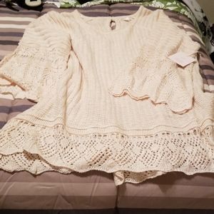 Beautiful  lauren conrad top